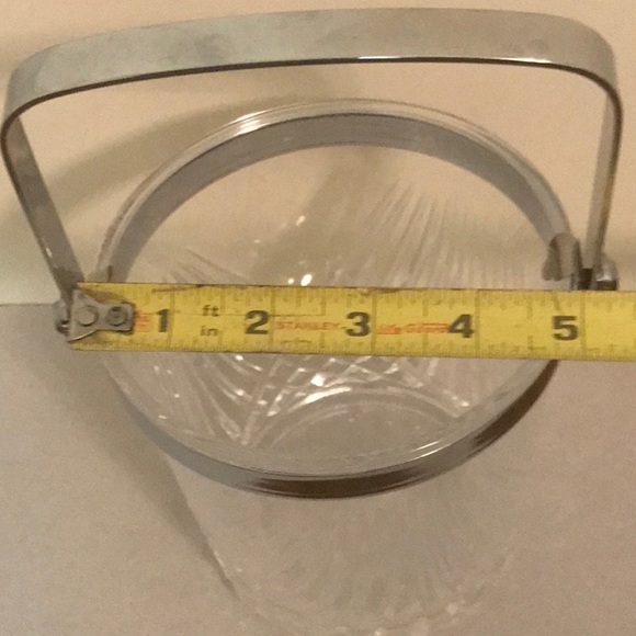 Vintage Crystal Heavy Cut Glass or Pressed Ice Bucket Clear Silver - Picture 8 of 9